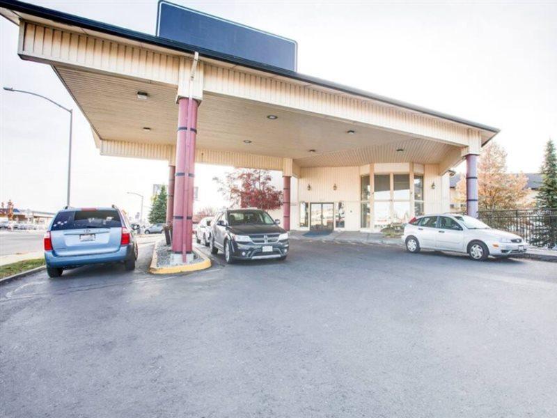 Oyo Hotel Spokane North Екстер'єр фото