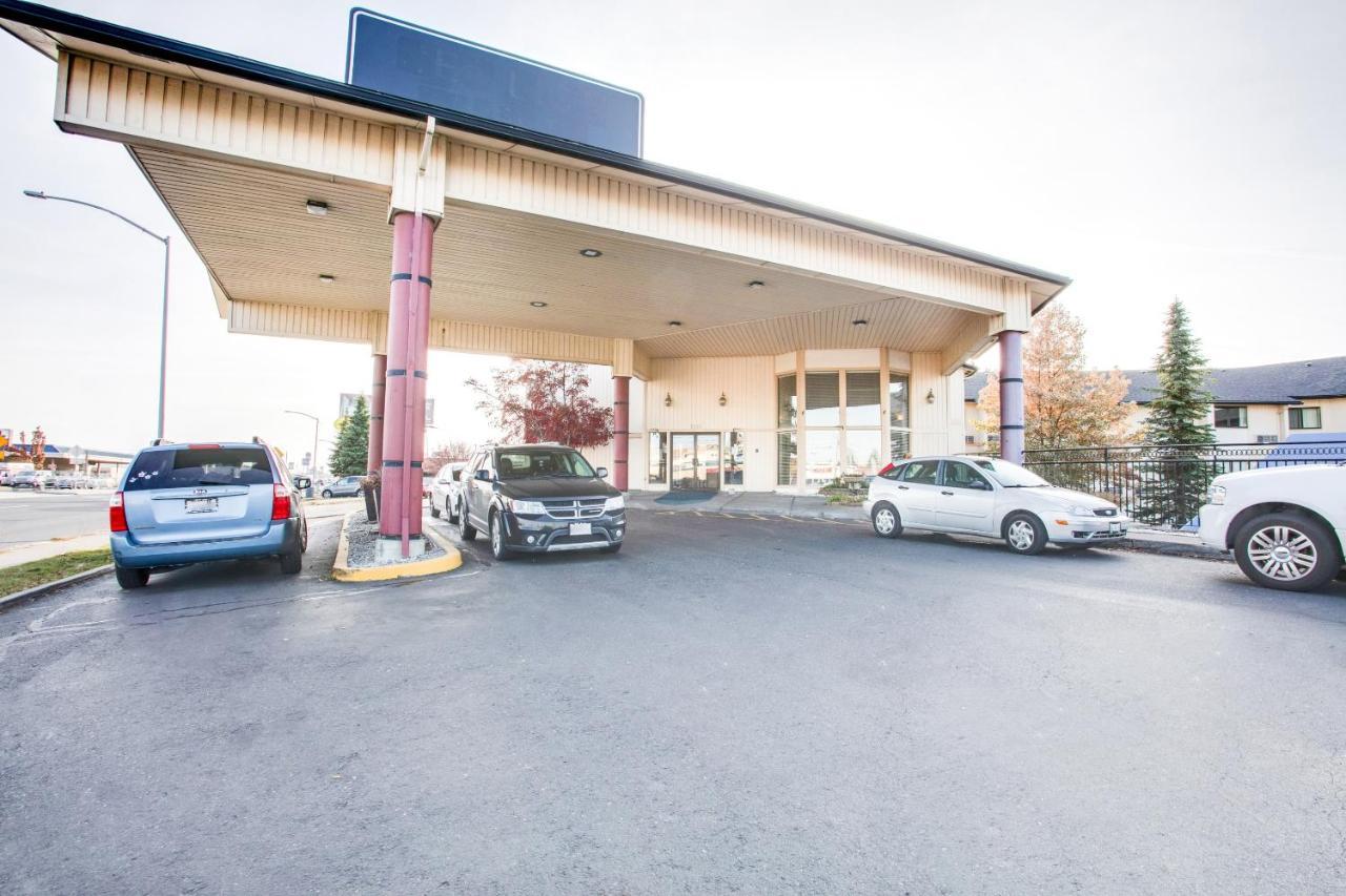 Oyo Hotel Spokane North Екстер'єр фото